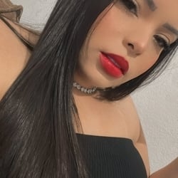 Foto de 01 Bruna S ao vivo na webcam