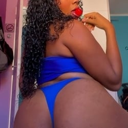 Foto de 01 Penélope ao vivo na webcam