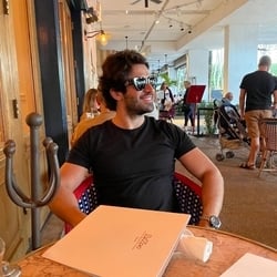 Foto de 011 Zi ao vivo na webcam