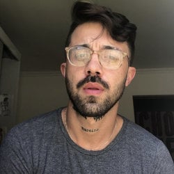 Foto de 1987 Fetiches ao vivo na webcam