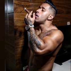 Foto de 23 Lucas Santos ao vivo na webcam