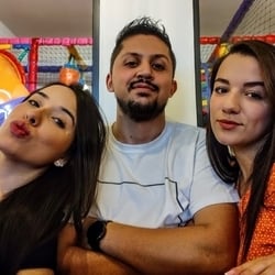 Foto de 3 Desejos ao vivo na webcam