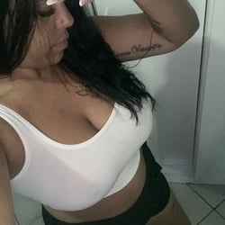 Foto de Adlinez ao vivo na webcam