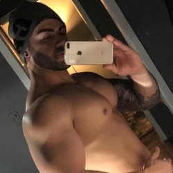Adrian Everton