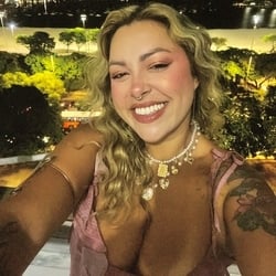 Foto de Afrodite S2 ao vivo na webcam