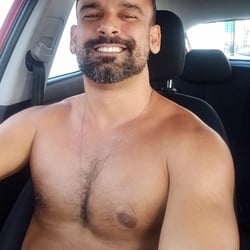 Foto de AG Barbudo 39 - videos sexo ao vivo Sexo ao Vivo