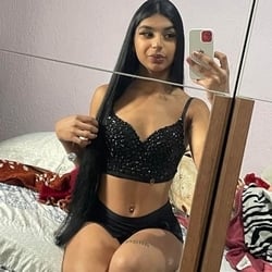 Foto de Agatha Cecília ao vivo na webcam