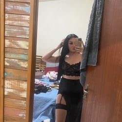 Foto de Agatha Garcia ao vivo na webcam