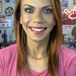 Foto de Agatha Lamark ao vivo na webcam