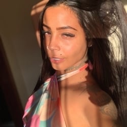 Foto de Agatha Prin ao vivo na webcam