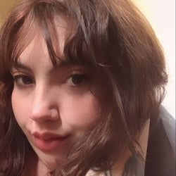 Foto de Agnes Maia ao vivo na webcam