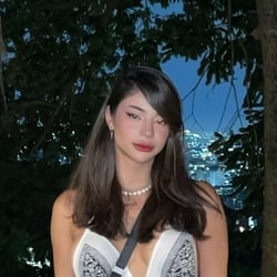 Foto de Aika H ao vivo na webcam