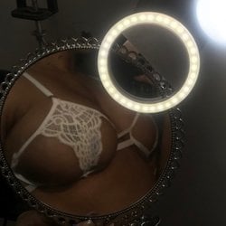 Foto de Aika Maria ao vivo na webcam