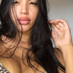 Foto de Aisha Fox ao vivo na webcam