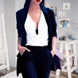 Foto de Akemi Striper ao vivo na webcam