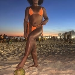 Foto de Alanne ao vivo na webcam