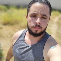 Foto de Alex Fênix ao vivo na webcam