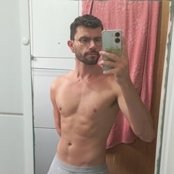 Foto de Alexansquirrel ao vivo na webcam