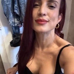 Foto de Alice Brazil ao vivo na webcam