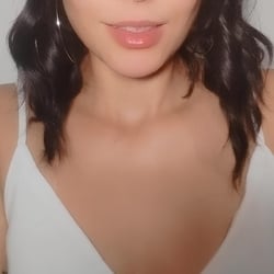 Foto de Sarah Barbosa ao vivo na webcam