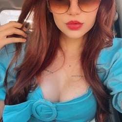 Foto de Alice Ricieri ao vivo na webcam