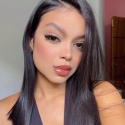 Foto de Alicia Ferraz ao vivo na webcam