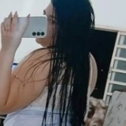 Foto de Alininha Tefinha ao vivo na webcam