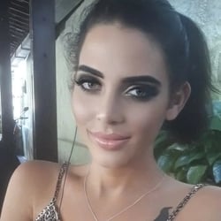 Foto de Alita ao vivo na webcam