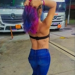 Foto de Allana Bionda ao vivo na webcam