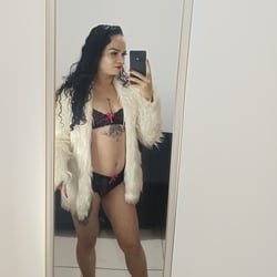 Foto de Allexia Araujo ao vivo na webcam