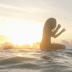 Foto de Allyce ao vivo na webcam