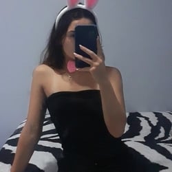 Foto de Aluna ao vivo na webcam