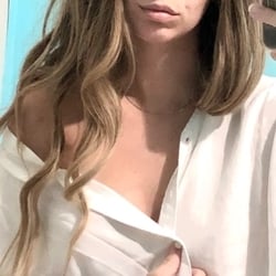 Foto de Maria Yas ao vivo na webcam