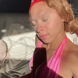 Foto de Amadora Hot - videos sexo ao vivo Sexo ao Vivo