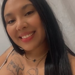 Foto de Amanda Fogosa ao vivo na webcam