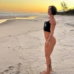 Foto de Amirinha - videos sexo ao vivo Sexo ao Vivo