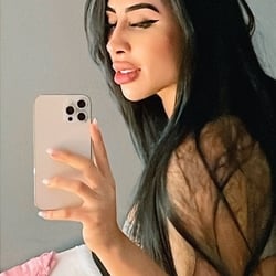 Foto de Amora Pink ao vivo na webcam