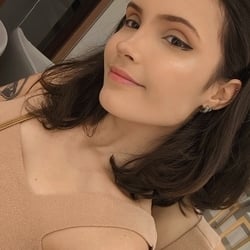 Foto de Ana Cristine ao vivo na webcam