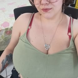 Foto de Ana Lienchovisky ao vivo na webcam