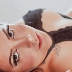 Foto de Ana Oliveira ao vivo na webcam