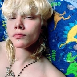 Foto de Andrew Fer ao vivo na webcam