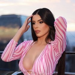 Foto de Angel Lilli ao vivo na webcam