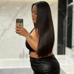 Foto de Angelina Bart ao vivo na webcam