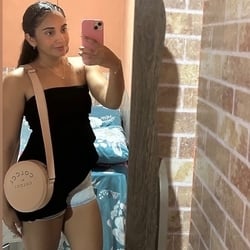 Foto de Aninha JS - videos sexo ao vivo Sexo ao Vivo