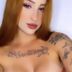 Foto de Anna Ju Zafallon ao vivo na webcam