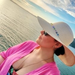 Foto de Anna Marina ao vivo na webcam