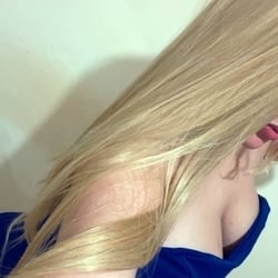 Foto de Anne Barbie ao vivo na webcam