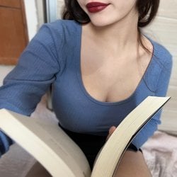 Foto de Anne Grey ao vivo na webcam