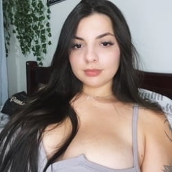 Foto de Anne Violeta ao vivo na webcam