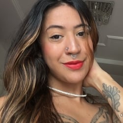 Foto de Annye Victoria ao vivo na webcam